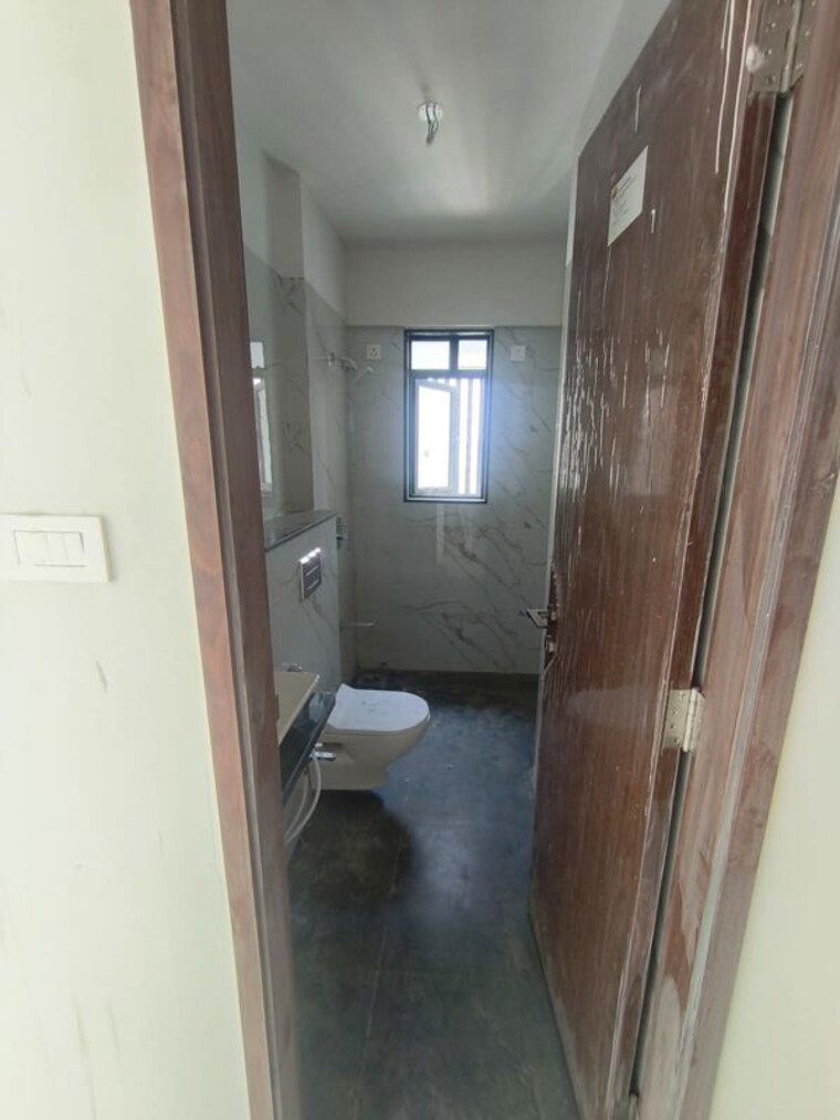Bathroom, gurukripa-building 2 Bedroom 1040 Sq.Ft. Apartment In Chembur Mumbai 10116251