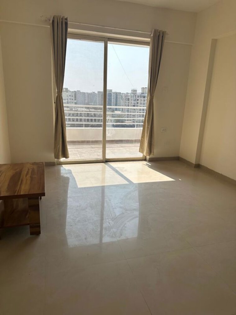 Hall, supertech-defence-colony-phase-ii 2 Bedroom 753 Sq.Ft. Apartment In Wagholi Pune 10116258