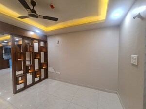 Room in 3 BHK Apartment at Vasavi GP Trends, Nanakramguda – for Rent