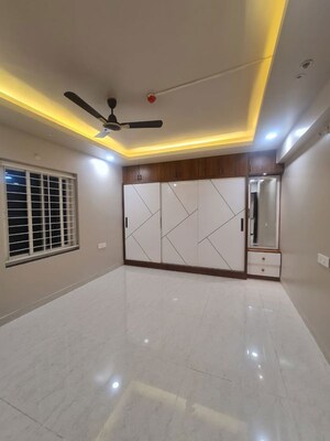 Room in 3 BHK Apartment at Vasavi GP Trends, Nanakramguda – for Rent
