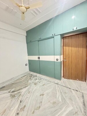 Room in 2 BHK Independent House at Rho 2 Greater Noida – for Rent