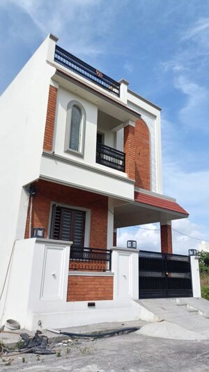 2 BHK Independent House For Sale in Paruthipattu