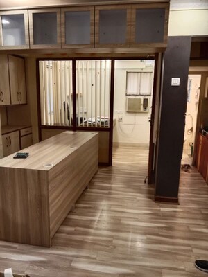 Room in  Office Space at Purshottam Residency, Thane West – for Rent