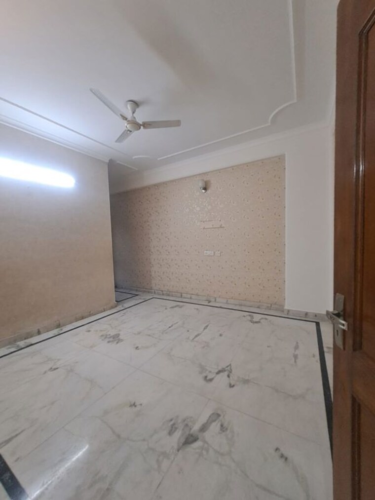 Room, unitech-south-city-1 2.5 Bedroom 1350 Sq.Ft. Builder Floor In South City 1 Gurgaon 10116327