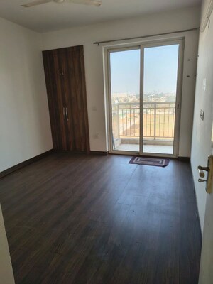 Room in 3 BHK Apartment at SS The Coralwood, Sector 84 – for Rent