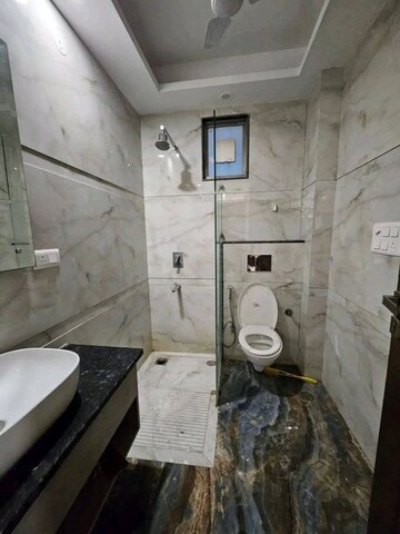 Bathroom in 3 BHK Apartment at Smart World Orchard, Sector 61 – for Sale