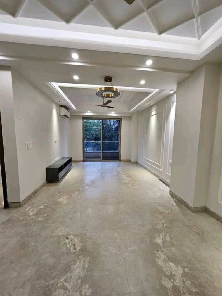 Kitchen, smart-world-orchard 3 Bedroom 1680 Sq.Ft. Apartment In Sector 61 Gurgaon 10116410