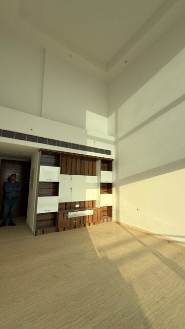 3.5 BHK Apartment – Exterior View View at Mahagun Mezzaria, Sector 78 - for Rent