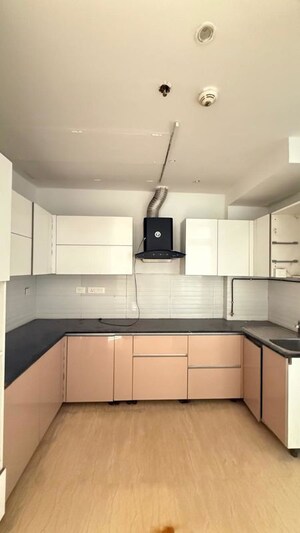 Kitchen in 3.5 BHK Apartment at Mahagun Mezzaria, Sector 78 – for Rent