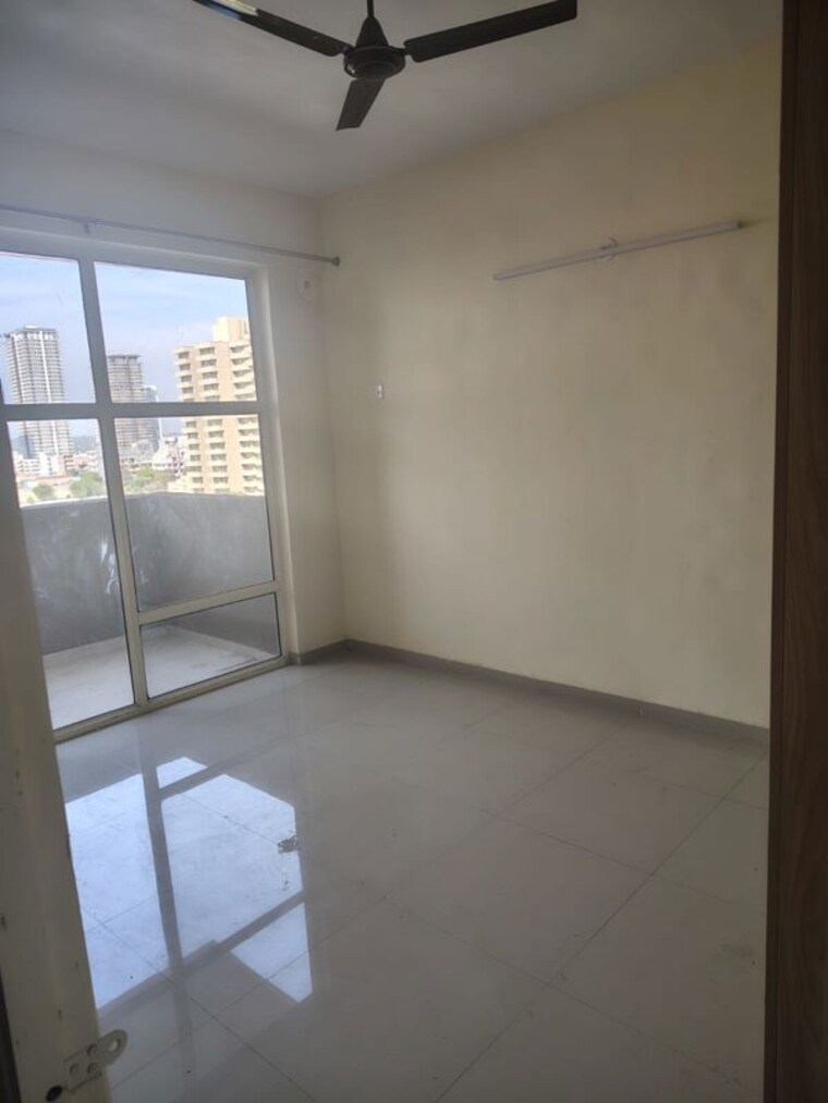 Room, pyramid-midtown 2 Bedroom 699 Sq.Ft. Apartment In Sector 59 Gurgaon 10116474
