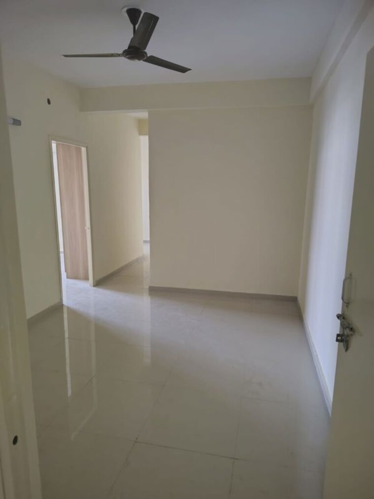 Room, pyramid-midtown 2 Bedroom 699 Sq.Ft. Apartment In Sector 59 Gurgaon 10116474