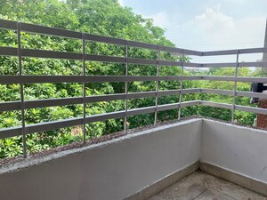 Balcony in 2 BHK Apartment at Alok Vihar, Sector 50 – for Rent