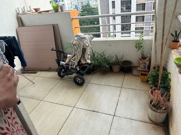 Balcony, costa-blanca 2 Bedroom 750 Sq.Ft. Apartment In Baner Pune 10110407