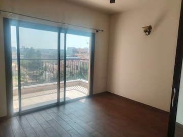 Room in 3 BHK Apartment at Sobha Palm Courts, Kogilu – for Rent