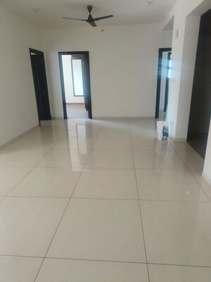 Room in 3 BHK Apartment at Sobha Palm Courts, Kogilu – for Rent