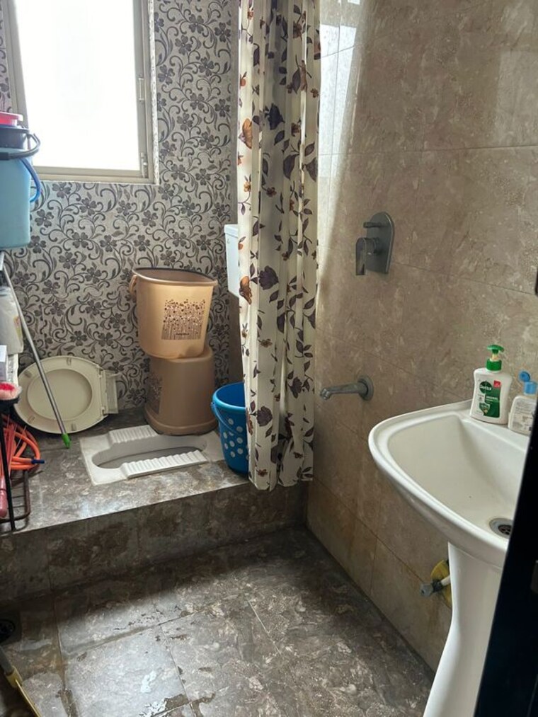 Bathroom, mainland-valencia 3 Bedroom 1350 Sq.Ft. Apartment In Wagholi Pune 10116401