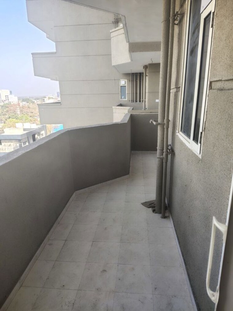 Balcony, pyramid-midtown 2 Bedroom 699 Sq.Ft. Apartment In Sector 59 Gurgaon 10116494
