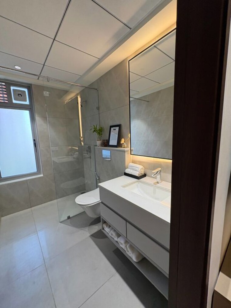 Washroom, signature-global-cloverdale 3 Bedroom 2095 Sq.Ft. Apartment In Sector 71 Gurgaon 10116424