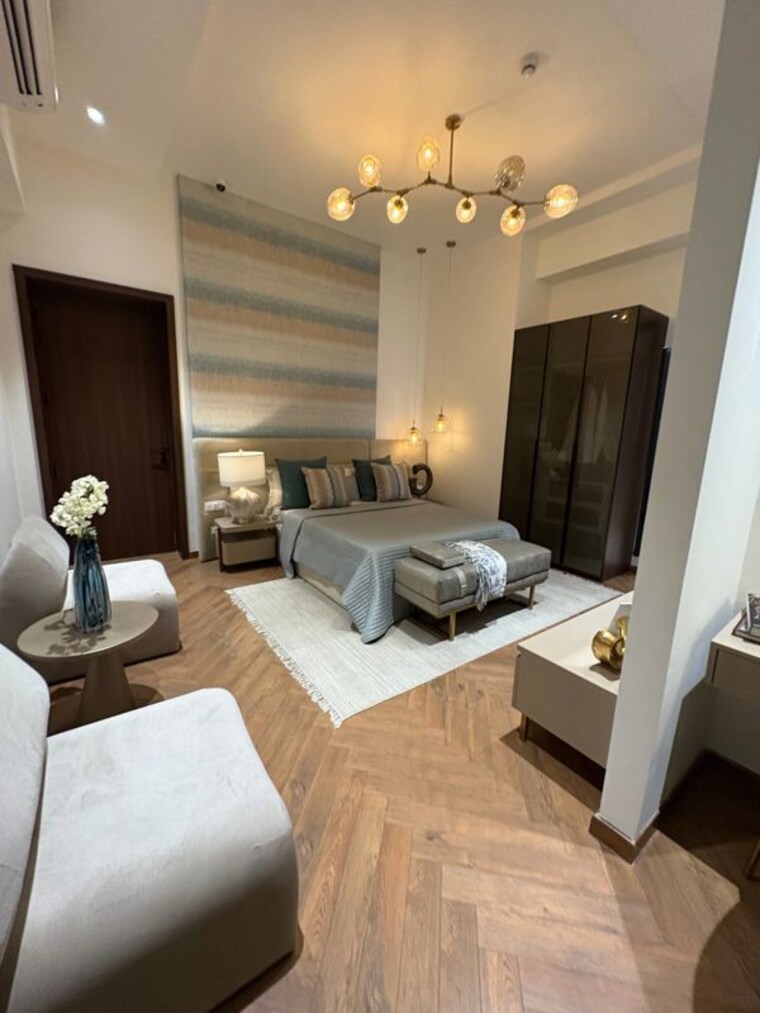 Master Bedroom, signature-global-cloverdale 3 Bedroom 2095 Sq.Ft. Apartment In Sector 71 Gurgaon 10116424