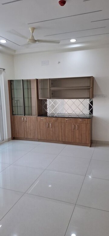 Room in 3 BHK Apartment at Aparna Zenon, Puppalaguda – for Rent