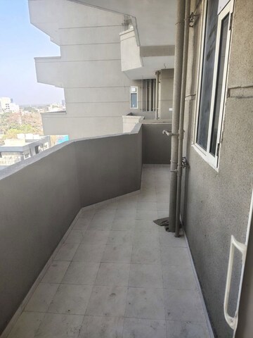 2 BHK Apartment For Rent in Pyramid Midtown, Sector 59