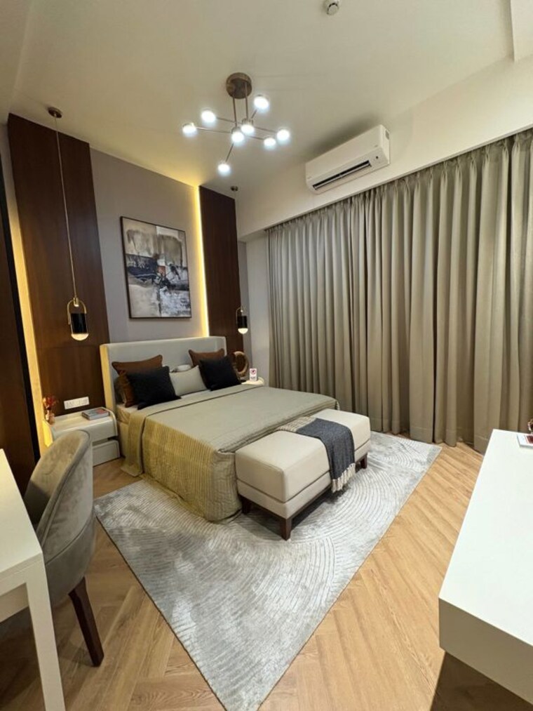Bedroom, signature-global-cloverdale 3.5 Bedroom 2280 Sq.Ft. Apartment In Sector 71 Gurgaon 10116501
