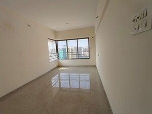 Room in 3 BHK Apartment at The Central, Chembur – for Rent