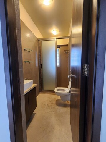 Washroom in 2 BHK Apartment at Ashford Casa Grande, Lower Parel – for Rent