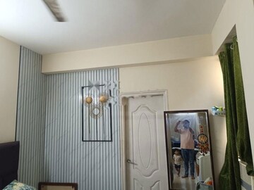 Furnished Amenities in 2 BHK Apartment at Shree Vardhman Mantra, Sector 67 – for Rent