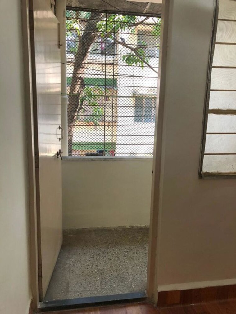 Balcony, bhusari colony 1 Bedroom 523 Sq.Ft. Apartment In Bhusari Colony Pune 10116510