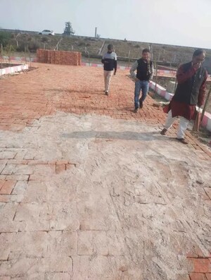  Plot – Exterior View View at Rohania - for Sale