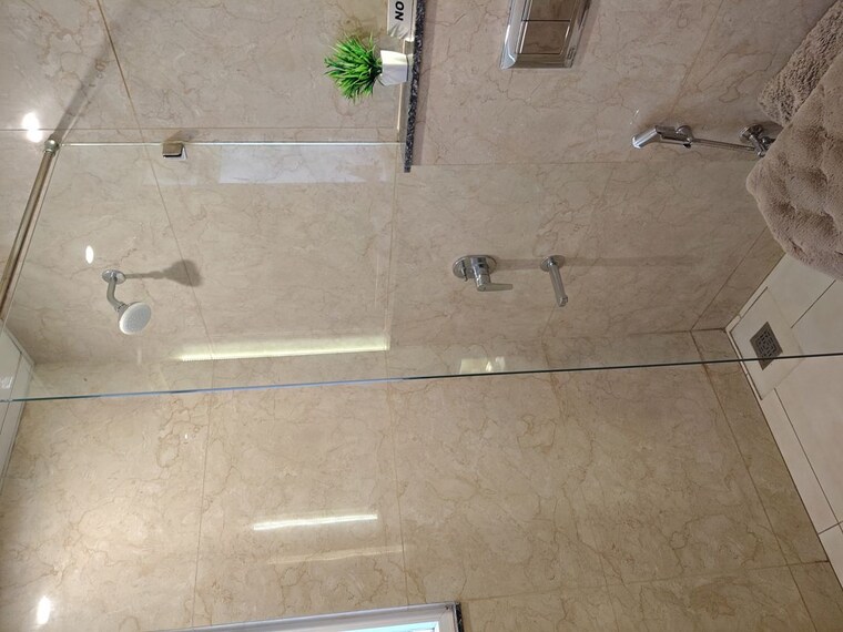 Bathroom, lion-green-valley-homes 3 Bedroom 1450 Sq.Ft. Builder Floor In Sector 35 Gurgaon 10116570