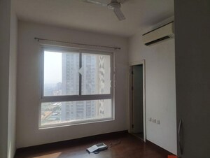 Room in 3 BHK Apartment at Mapsko Mount Ville, Sector 79 – for Rent