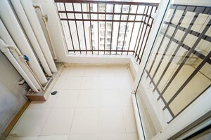 Balcony in 2.5 BHK Apartment at Ajnara Le Garden, Sector 16b Greater Noida – for Sale