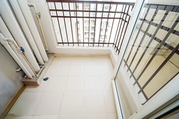 Balcony in 2.5 BHK Apartment at Ajnara Le Garden, Sector 16b Greater Noida – for Sale