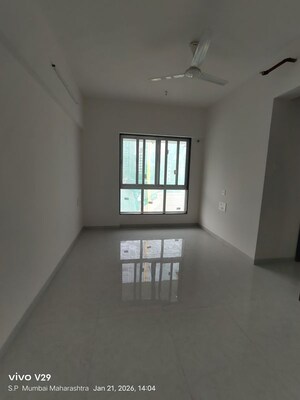 Room in 1 BHK Apartment at Lodha Vista, Lower Parel – for Rent