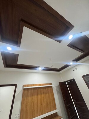 Furnished Amenities in 3 BHK Independent House at Sector 78 – for Sale