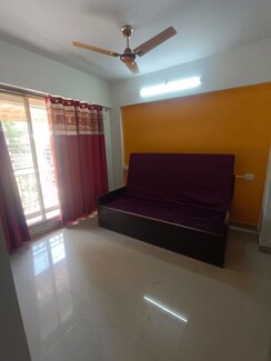 2 BHK Builder Floor For Rent in Naupada