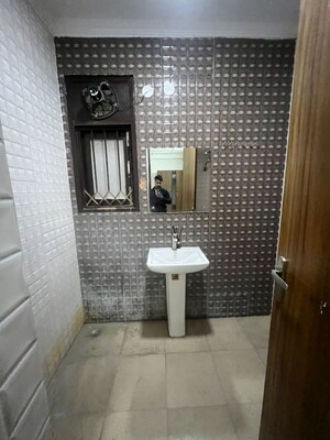 Bathroom in 3 BHK Builder Floor at Chattarpur – for Rent