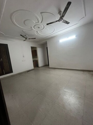 Room in 3 BHK Builder Floor at Chattarpur – for Rent