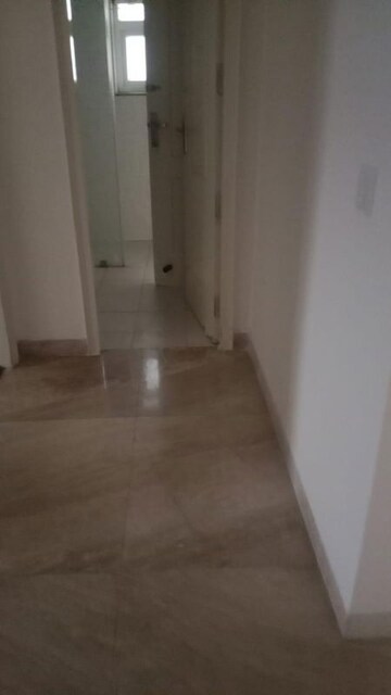 Room in 3 BHK Apartment at Supertech Araville, Sector 79 – for Rent