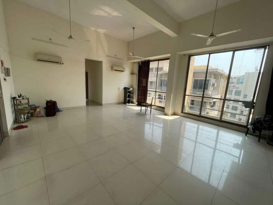 4 BHK + Store Room Apartment For Rent in Kohinoor City Phase I