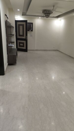 3 BHK Builder Floor For Sale in Chattarpur