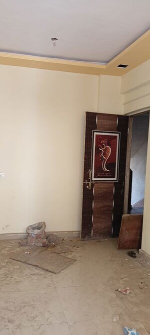 Room in 1 BHK Apartment at Brahmand Apartments, Kalyan West – for Sale