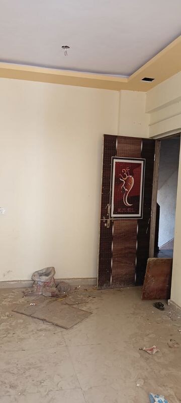 Room in 1 BHK Apartment at Brahmand Apartments, Kalyan West – for Sale