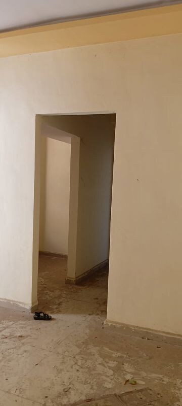 Room in 1 BHK Apartment at Brahmand Apartments, Kalyan West – for Sale