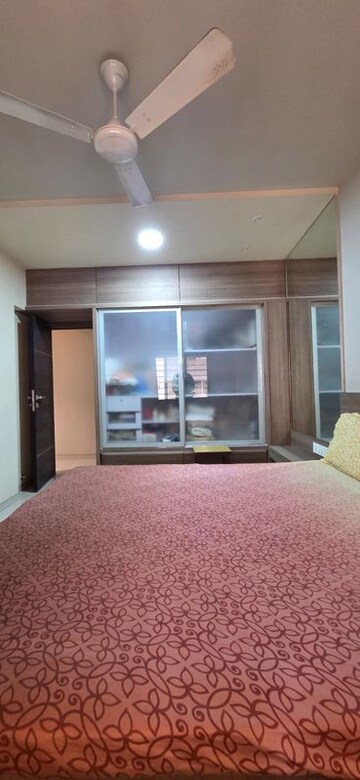 Bedroom in 2 BHK Apartment at Safal Heights, Chembur – for Rent