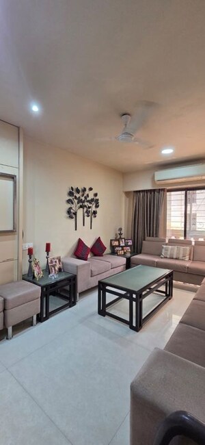 Bedroom in 2 BHK Apartment at Safal Heights, Chembur – for Rent