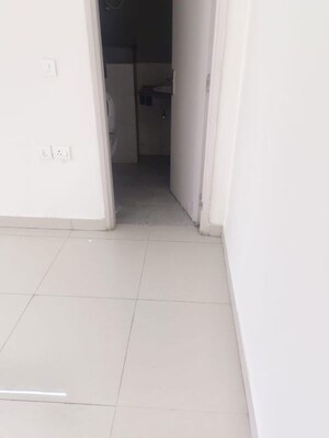 Building Lobby in 3.5 BHK Apartment at Pareena The Elite Residences, Sector 99 – for Rent