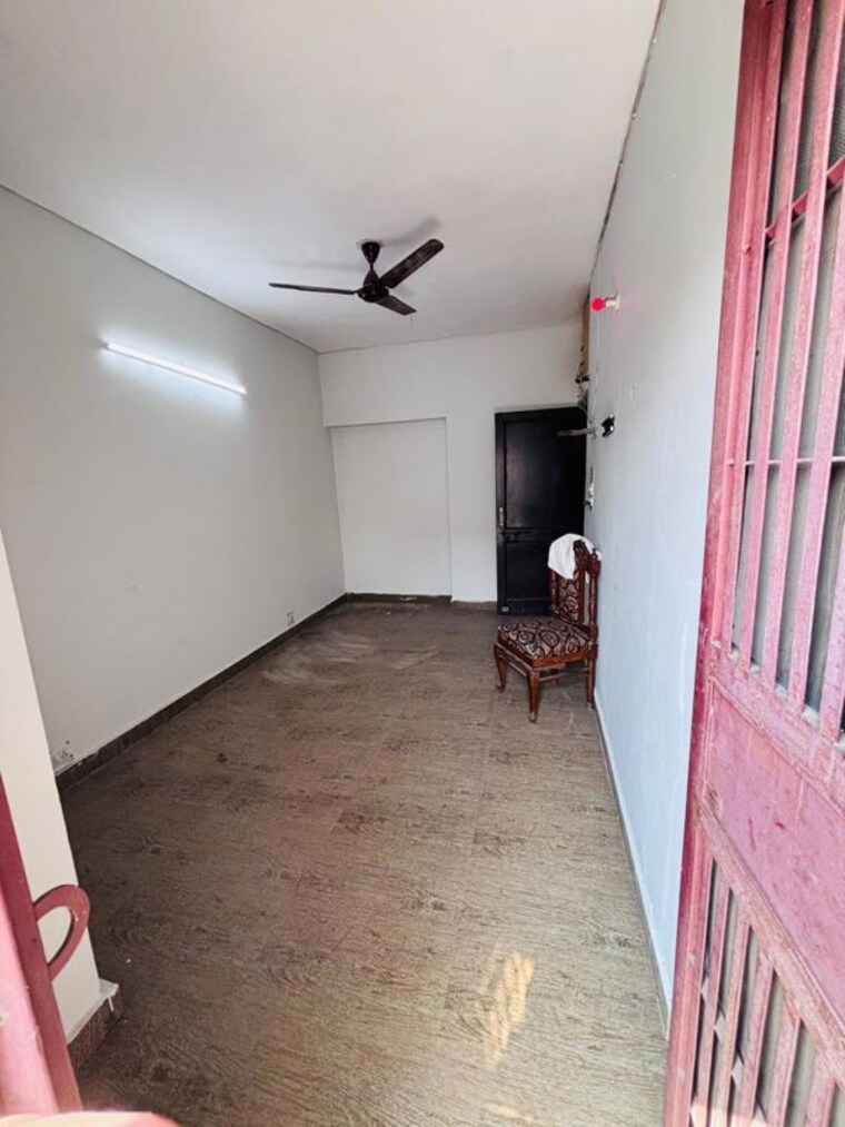 Room, rwa-jalvayu-vihar 2 Bedroom 1350 Sq.Ft. Independent House In Sector 25 Noida 10116727